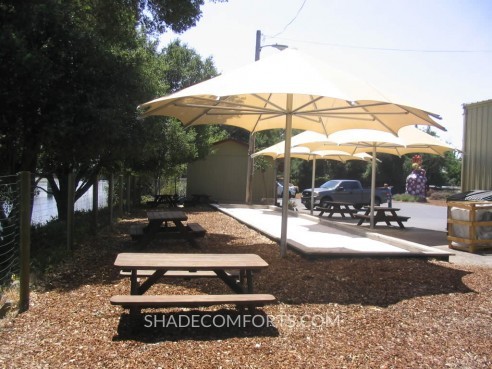 shade-umbrella-bocce-ball-court